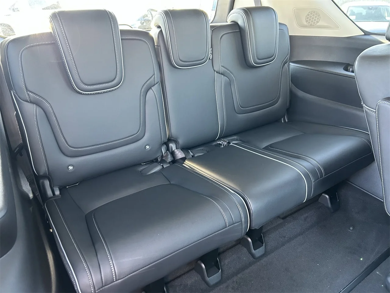 2026 INFINITI QX80 Luxe - Photo 12