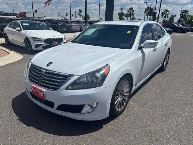 Used 2015 White Hyundai Ultimate image 3