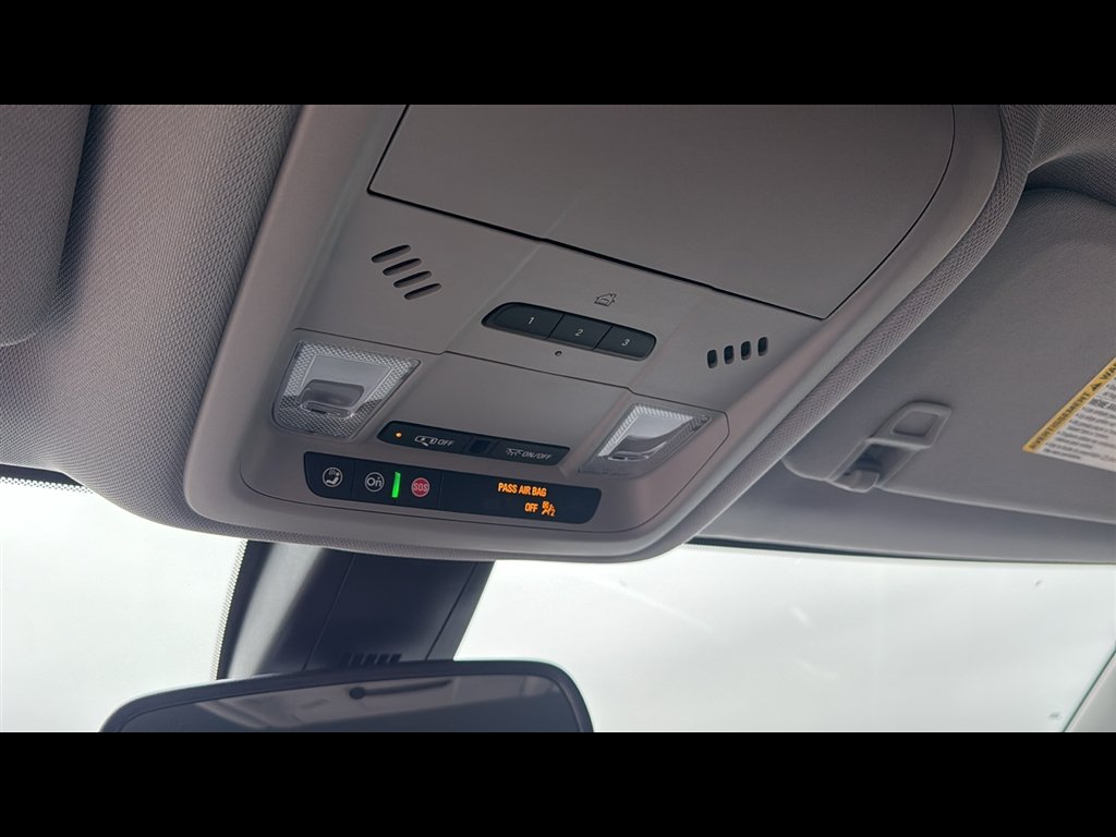 New 2026 Summit White Chevrolet 2LT image 17