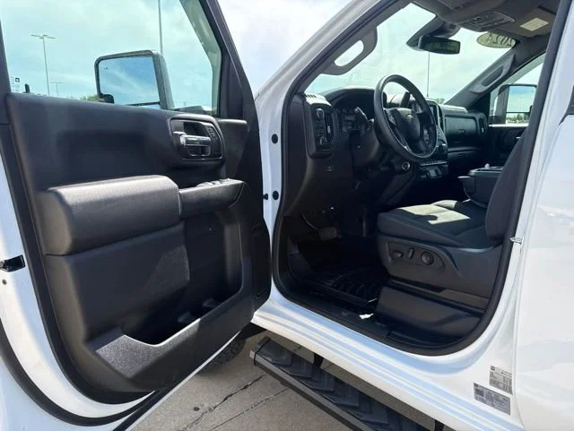 Used 2024 Summit White Chevrolet Custom image 11