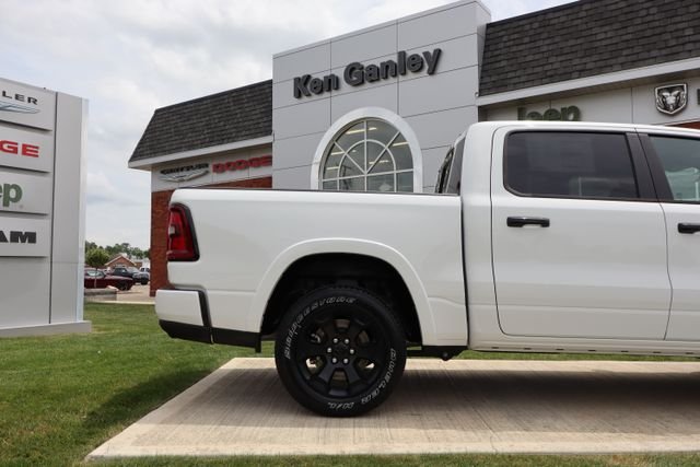 New 2026 Bright White Clear-Coat Exterior Paint RAM Big Horn image 40