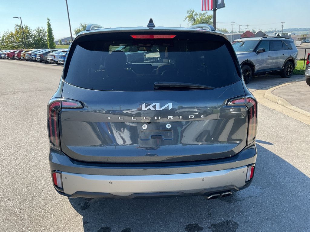 Certified Used 2023 Gravity Gray Kia EX X-Line image 9