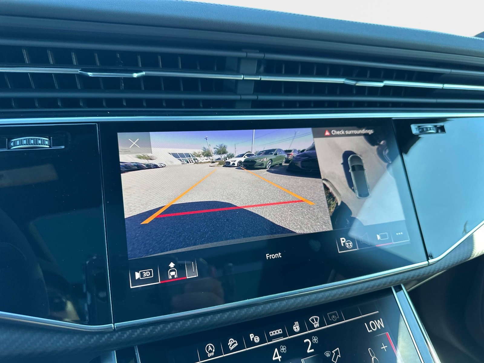 2026 Audi RS Q8 Base - Photo 26