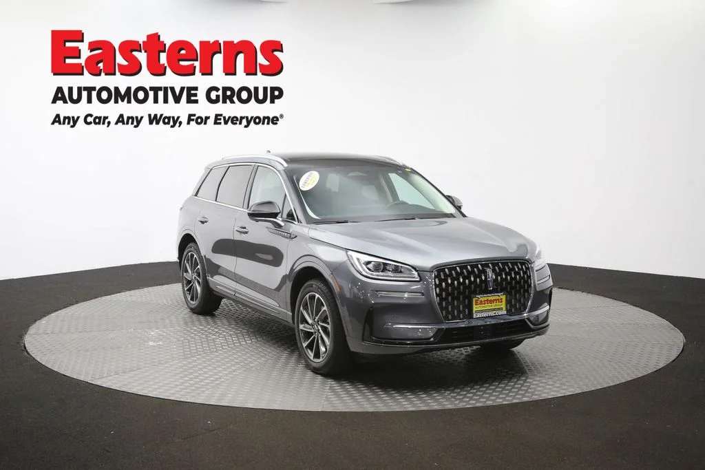 Used 2023 Gray Lincoln Grand Touring image 52