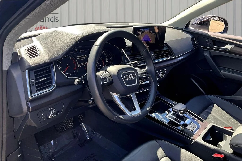 Used 2023 Black Audi 45 S line Premium image 16