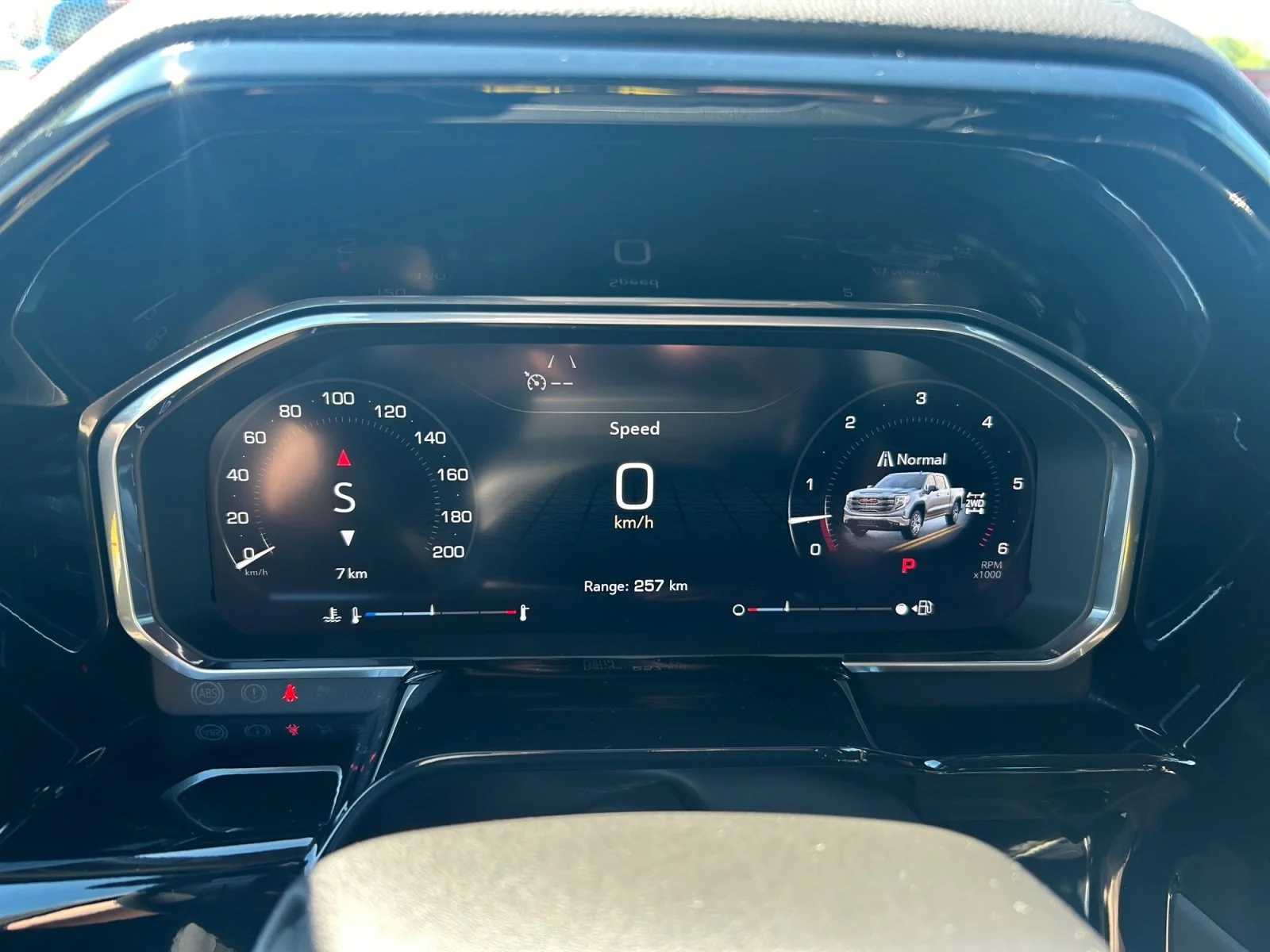 New 2026 Sterling Metallic GMC Elevation image 20