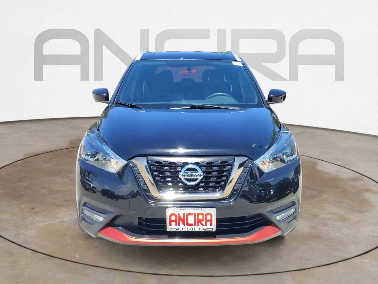 Used 2019 Super Black Nissan SR image 5
