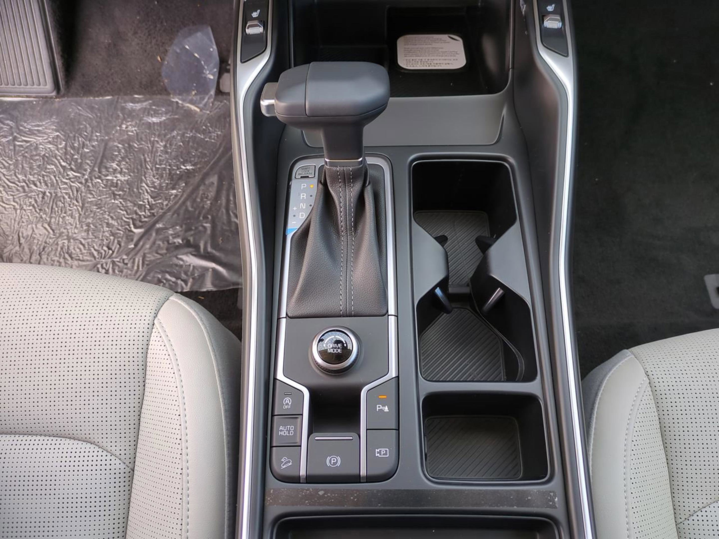 New 2026 Glacial White Pearl Kia S image 20