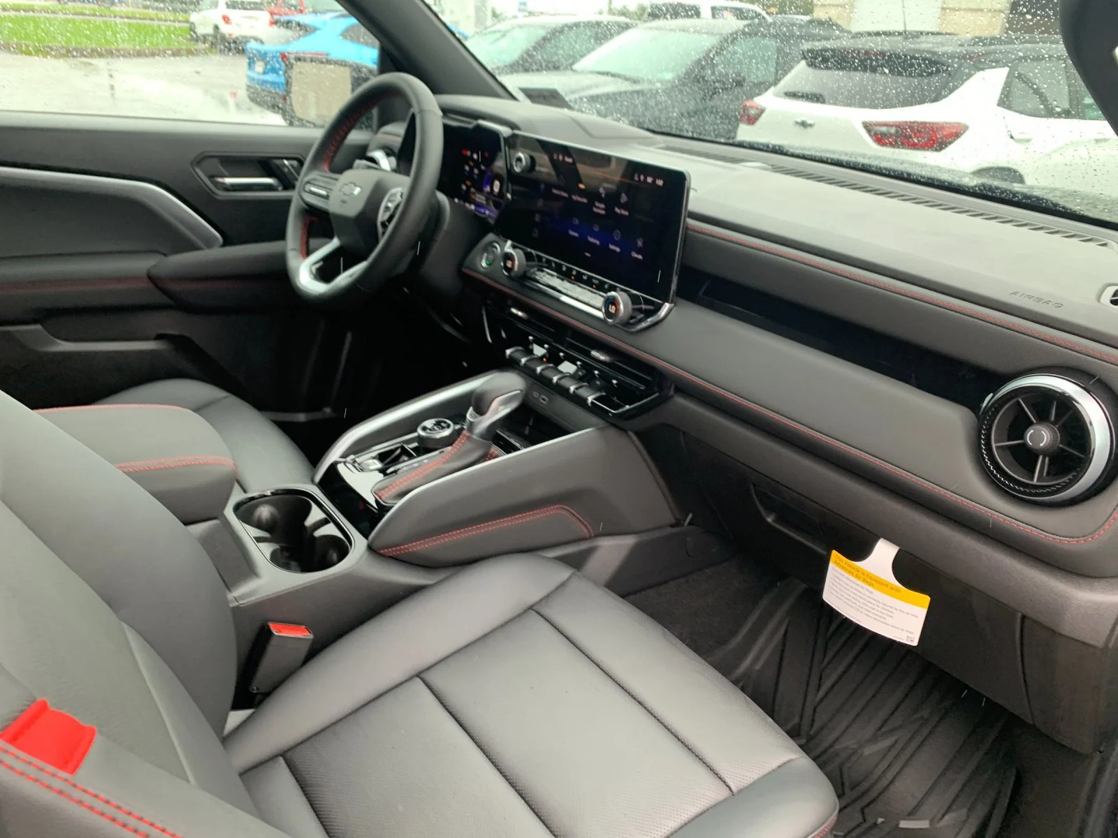 2026 Chevrolet Colorado Z71 - Photo 17