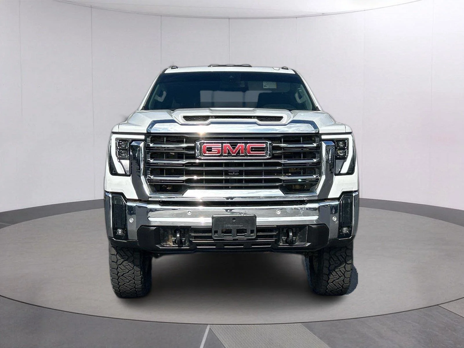 Used 2024 Summit White GMC SLT image 9
