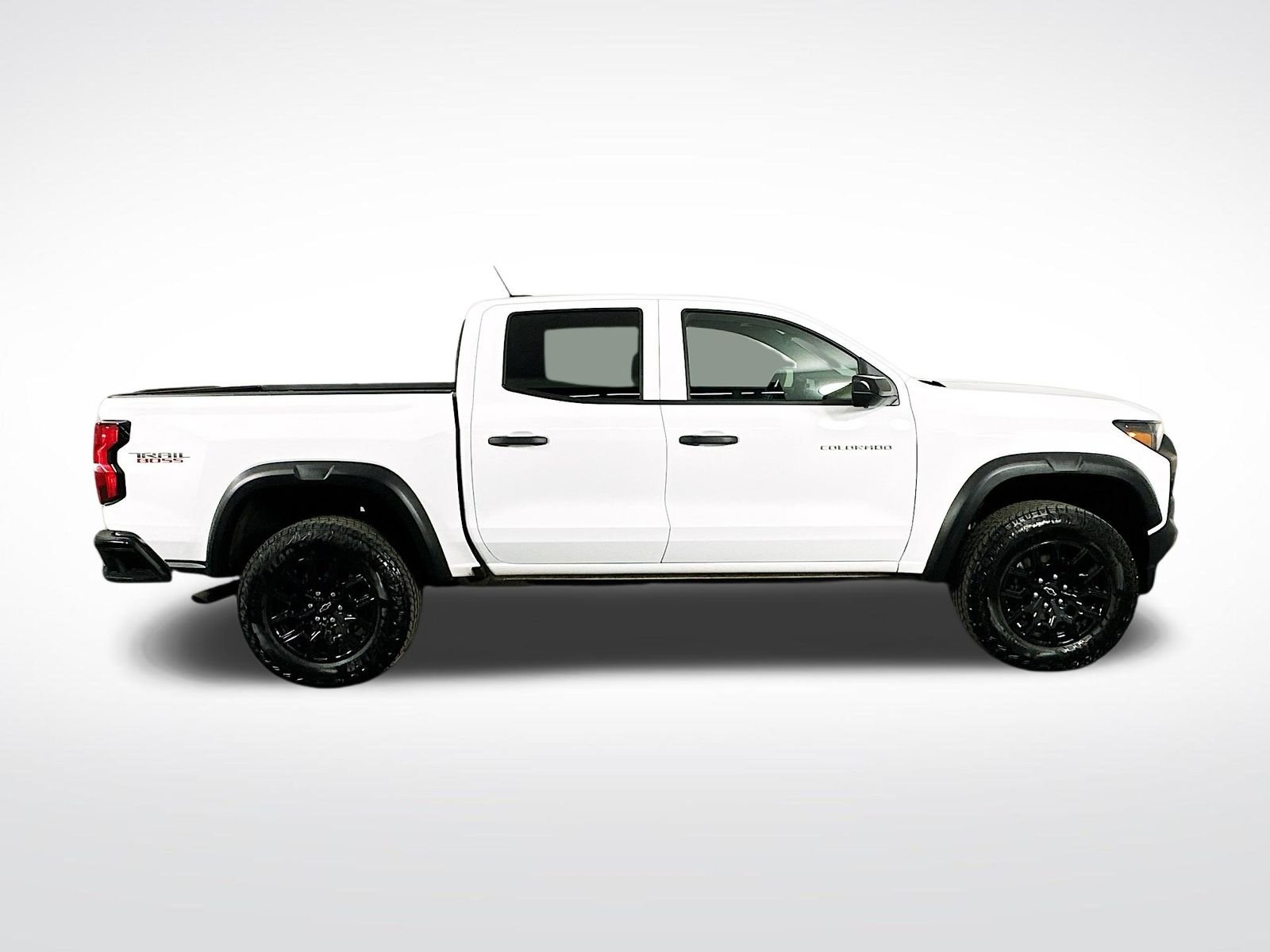 Used 2026 Summit White Chevrolet Trail Boss image 9