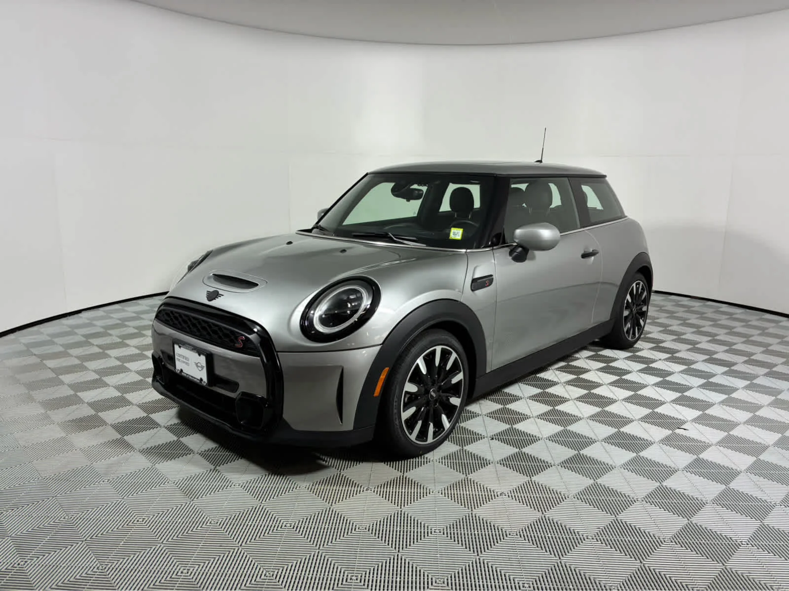 Certified Used 2024 Melting Silver III Metallic MINI Cooper S image 7