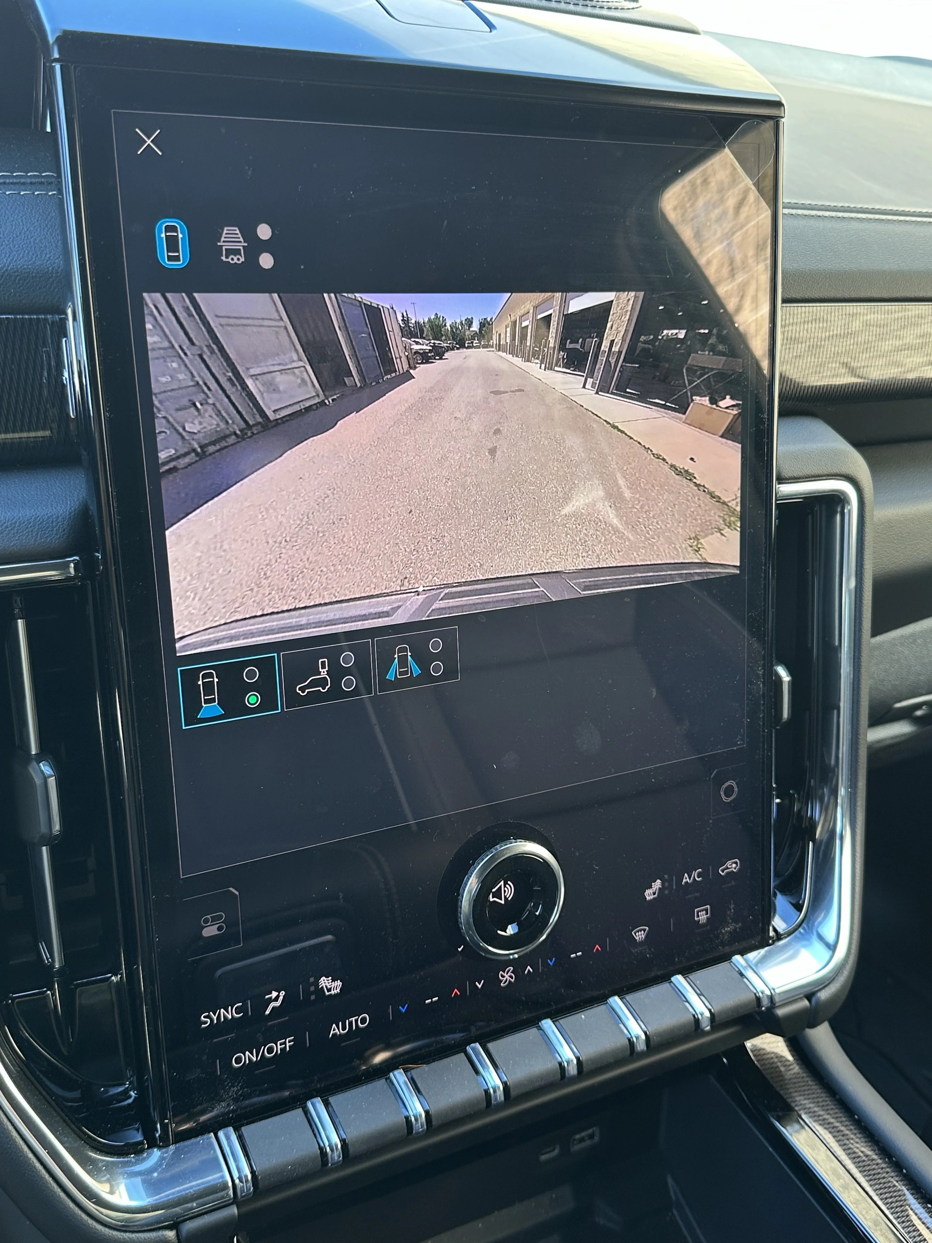 New 2026 Onyx Black GMC Elevation image 15