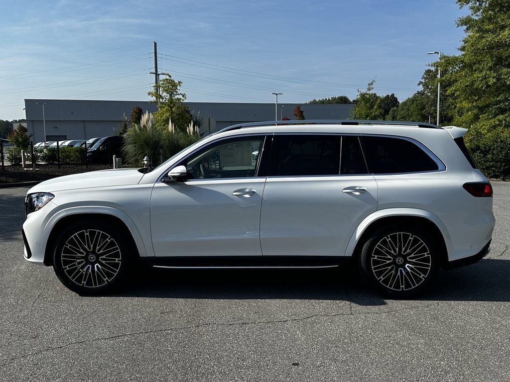 New 2027 MANUFAKTUR Moonlight White Metallic Mercedes-Benz GLS 450 image 39