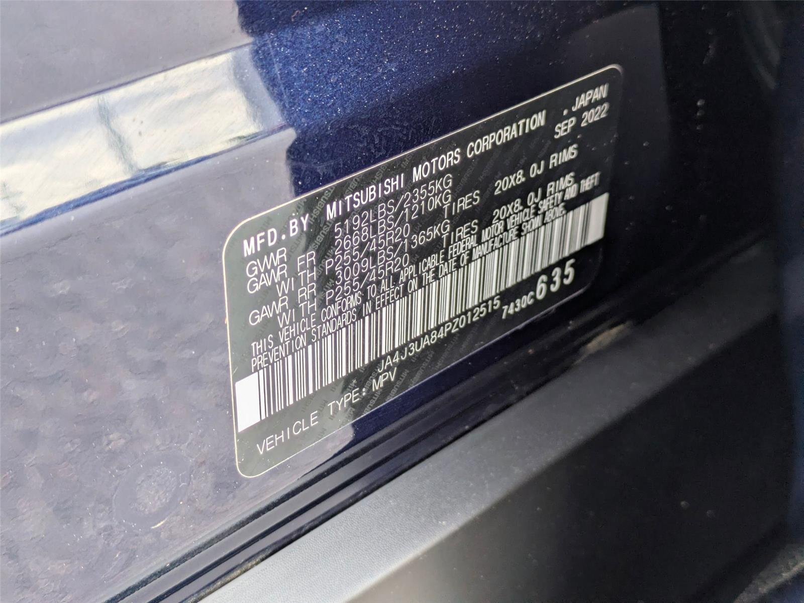 Used 2023 Cosmic Blue Metallic Mitsubishi SE image 36