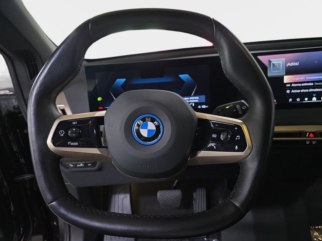 Certified Used 2024 Black Sapphire Metallic BMW xDrive50 image 19