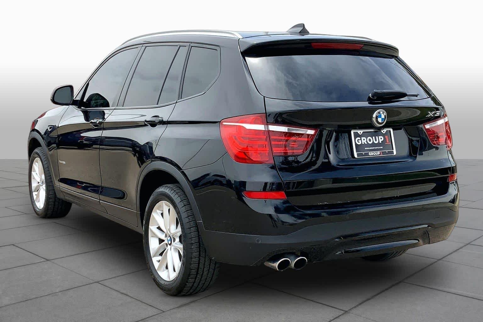 Used 2017 Black Sapphire Metallic BMW xDrive28i image 12