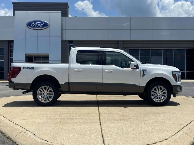 New 2026 Star White Metallic Tri-Coat Ford King Ranch image 2