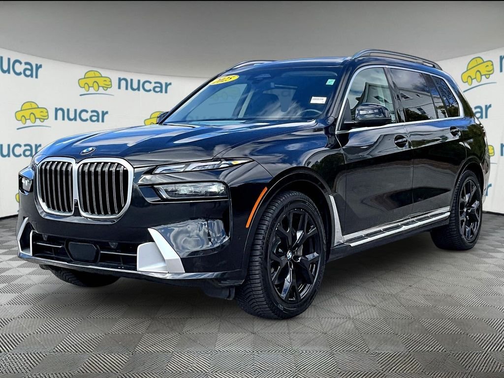 Used 2025 Black BMW xDrive40i image 3