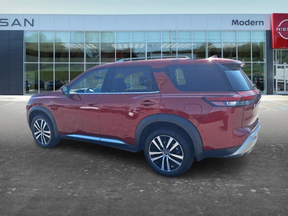 Used 2025 Scarlet Ember Tintcoat Nissan Platinum image 6