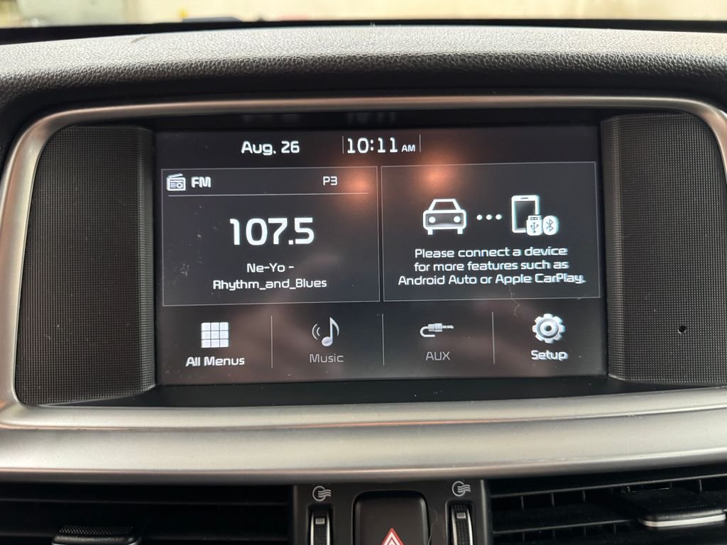 Used 2020 Purple Kia LX image 22