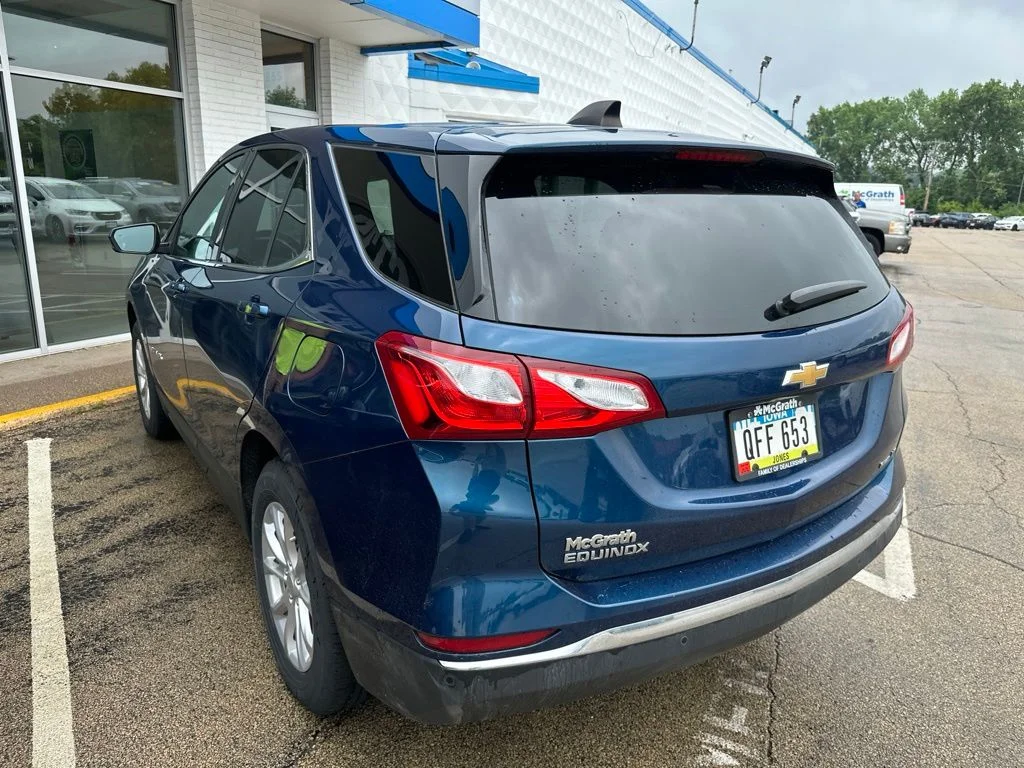 Used 2020 Blue Chevrolet LT image 4