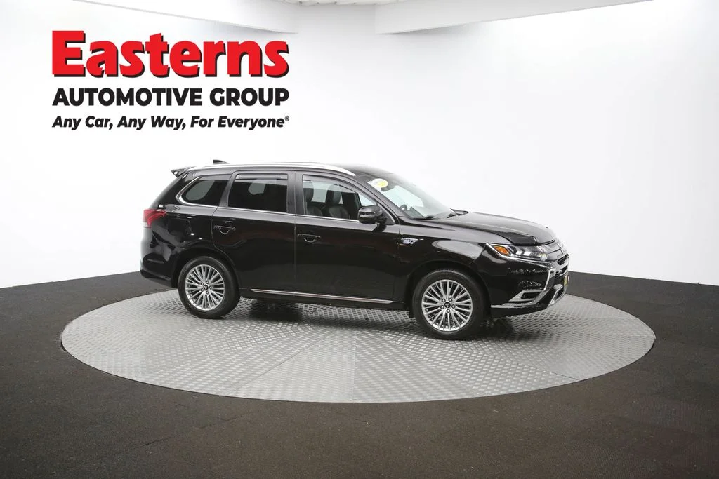 Used 2021 Black Mitsubishi SEL image 47