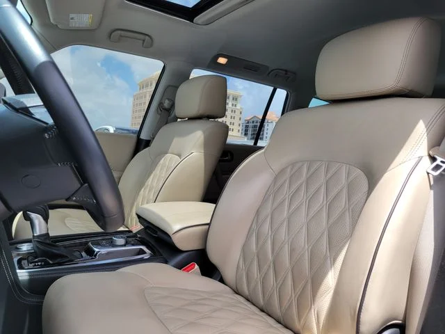 Used 2023 Black Nissan Platinum image 22