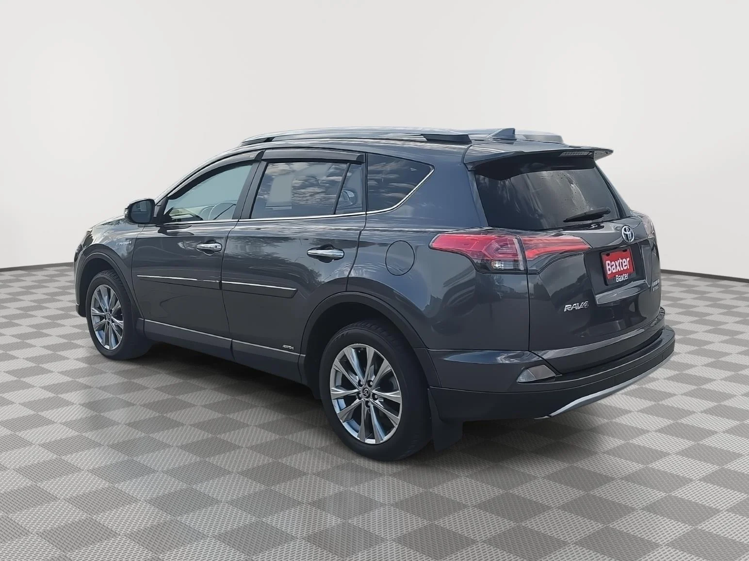 Used 2018 Magnetic Gray Metallic Toyota Limited image 7