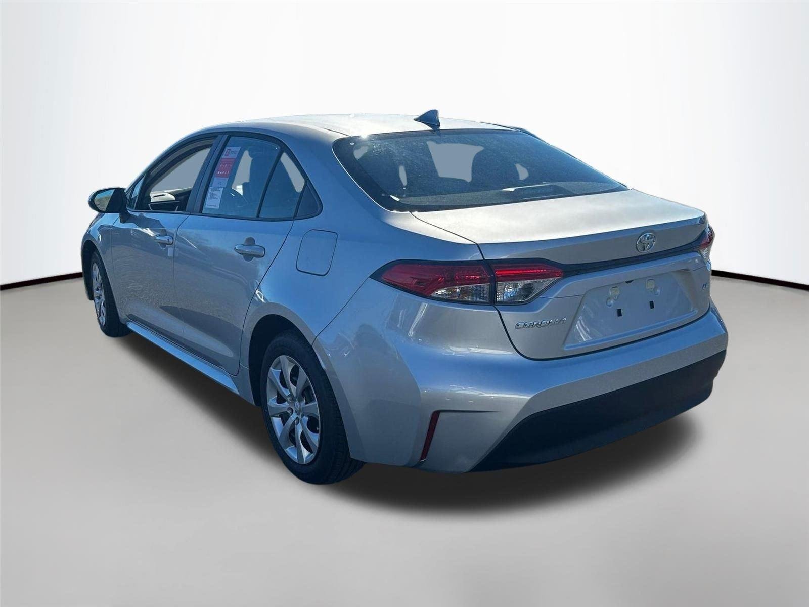 New 2025 Classic Silver Met Toyota LE image 7