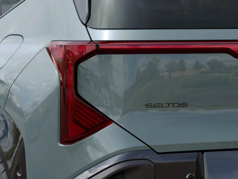 New 2027 Iceberg Green Kia X-Line SX image 11