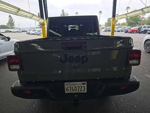 Used 2023 Sting-Gray Clearcoat Jeep Sport S image 5