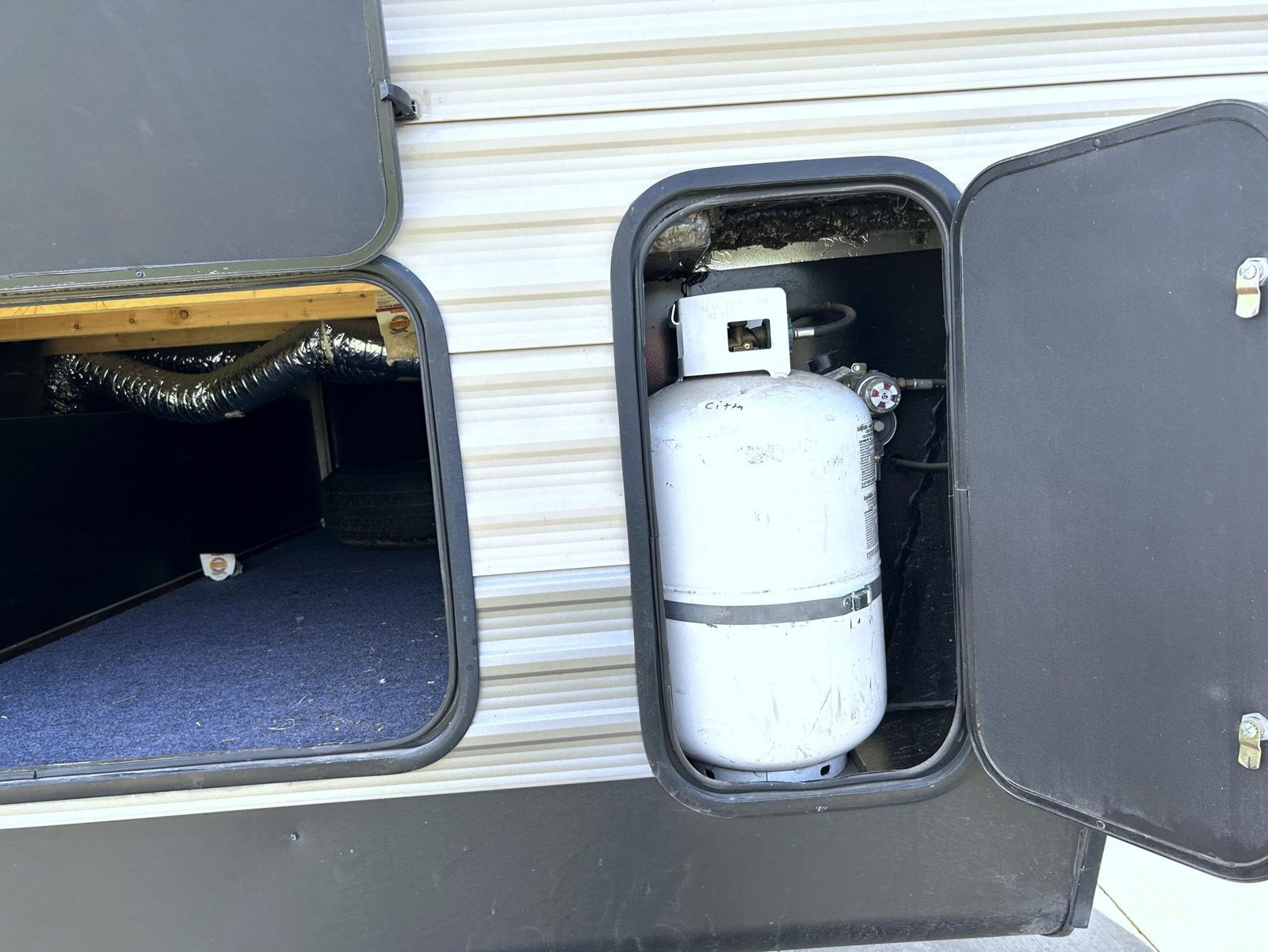 Used 2017 Beige Forest River  image 17