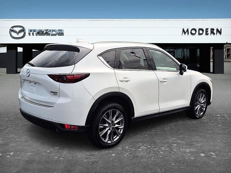 Used 2021 Snowflake White Pearl Mica Mazda Grand Touring Reserve image 5