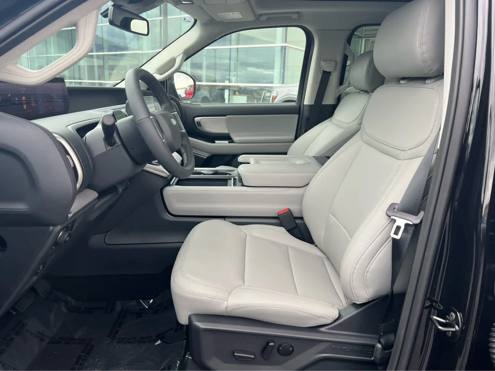 New 2026 Agate Black Metallic Ford MAX Active image 30