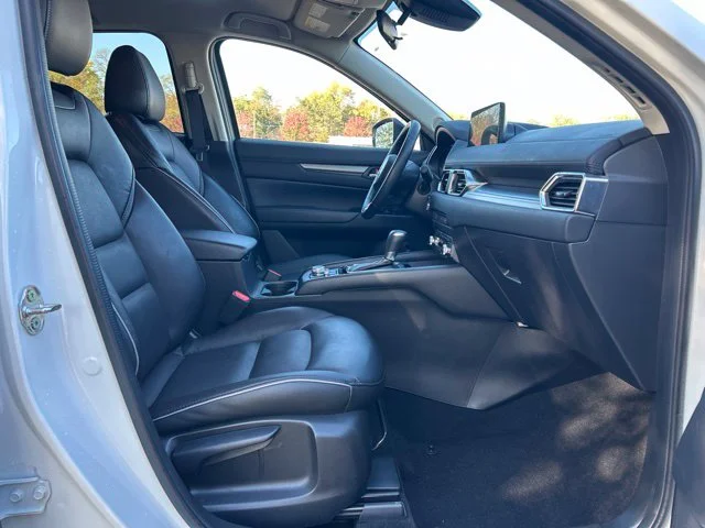 Used 2025 White Mazda 2.5 S Select Package image 33