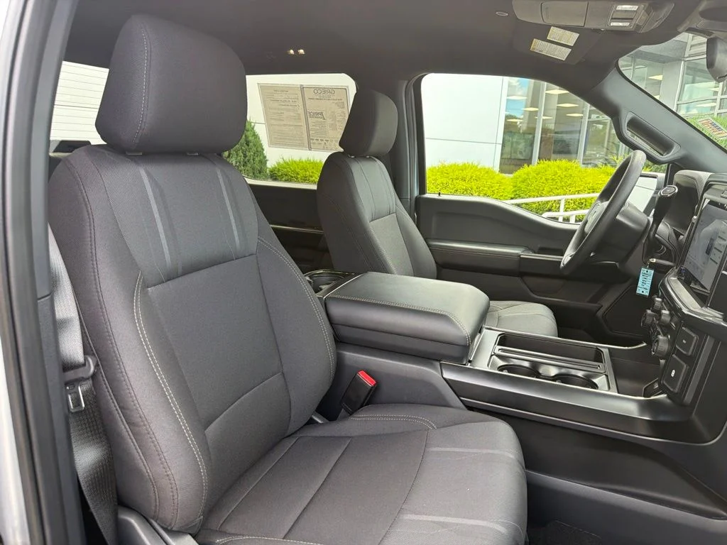 2026 Ford F-150 STX - Photo 18