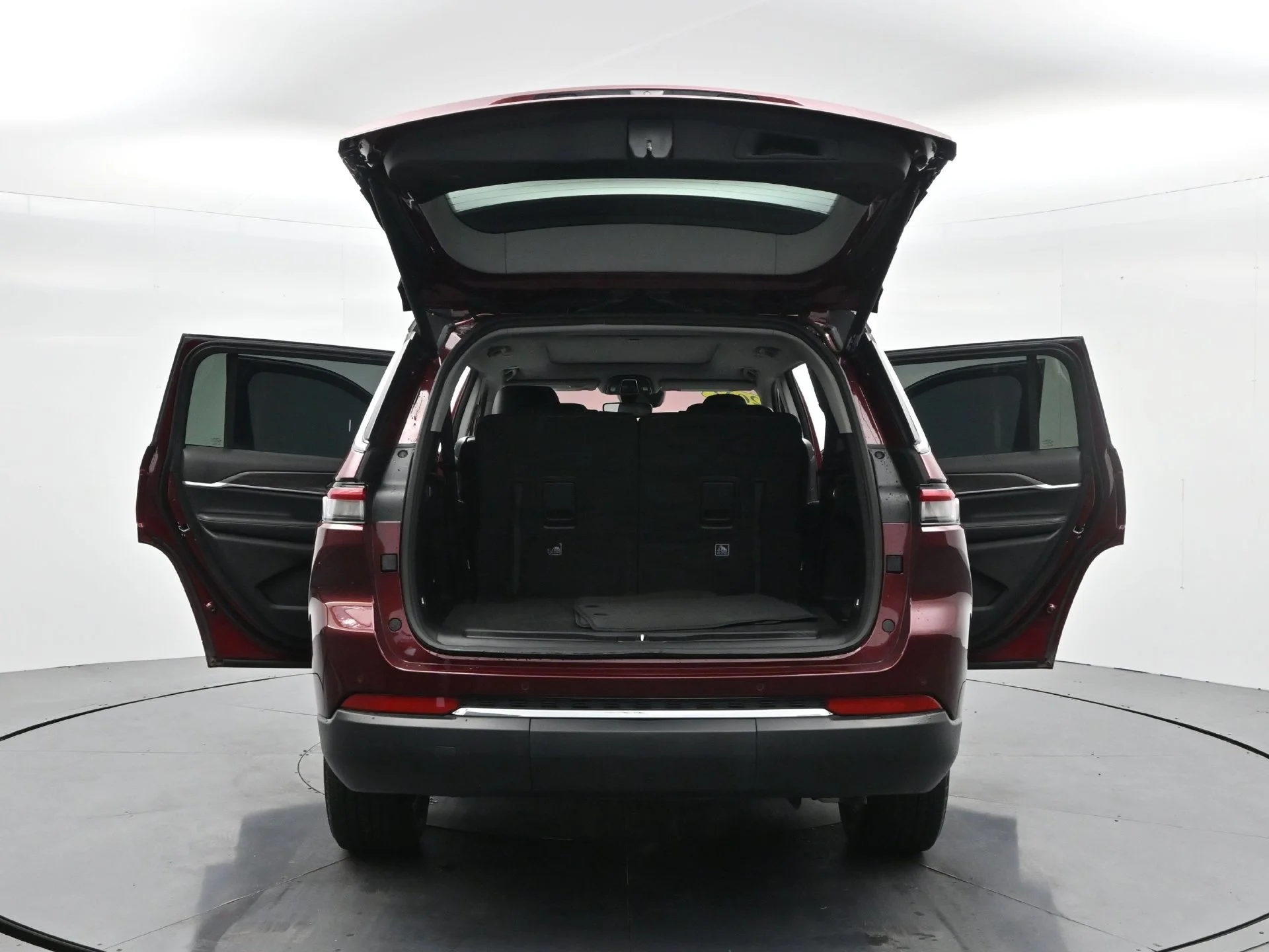 Used 2023 Red Jeep Limited image 42