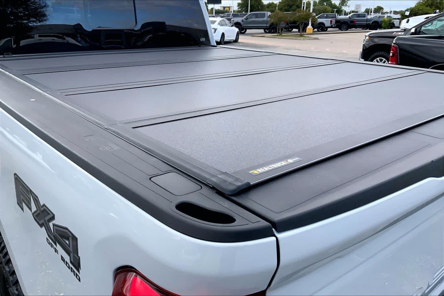 Used 2026 Avalanche Ford XLT image 27