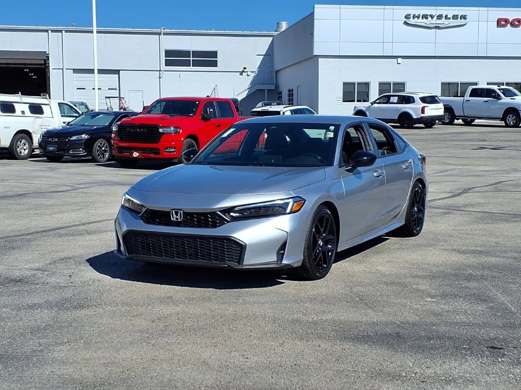 Used 2025 Honda Civic Sport with VIN 2HGFE2F5XSH604178 for sale in Kansas City