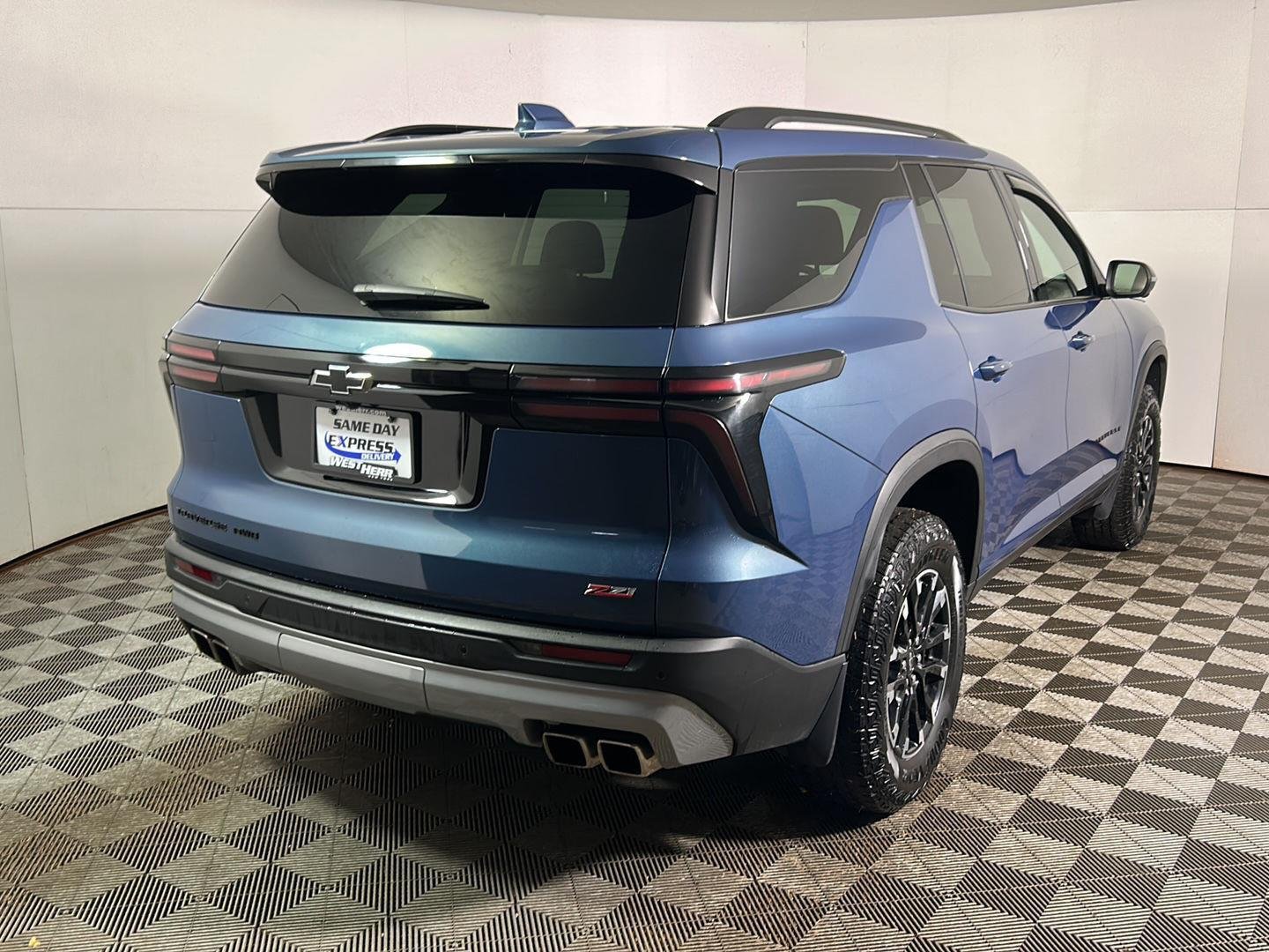 Used 2024 Lakeshore Blue Metallic Chevrolet AWD Z71 image 6