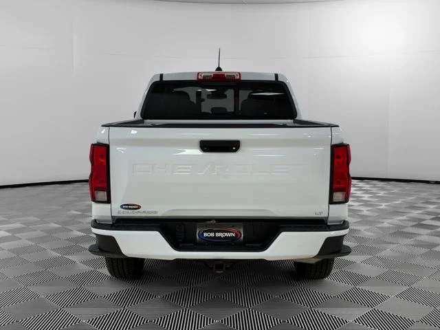 Used 2023 White Chevrolet LT image 4
