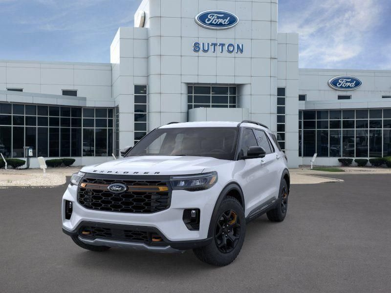New 2026 Space White Metallic Ford Tremor® image 2