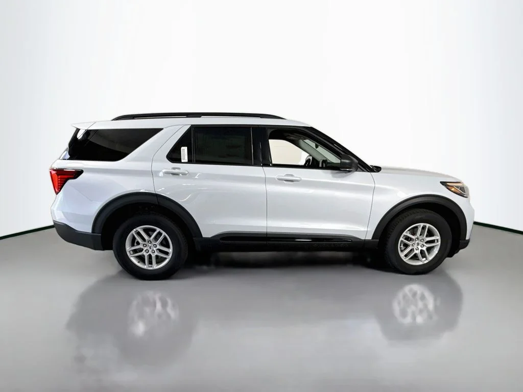 New 2026 Space White Metallic Ford Active w/200A Pkg image 8