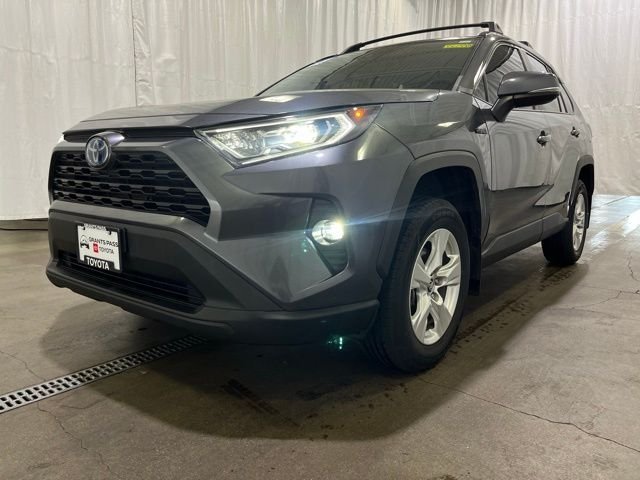 Used 2021 Gray Toyota XLE image 25