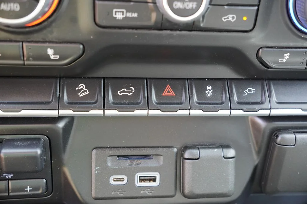 Used 2022 Silver Ice Metallic Chevrolet LTZ image 28