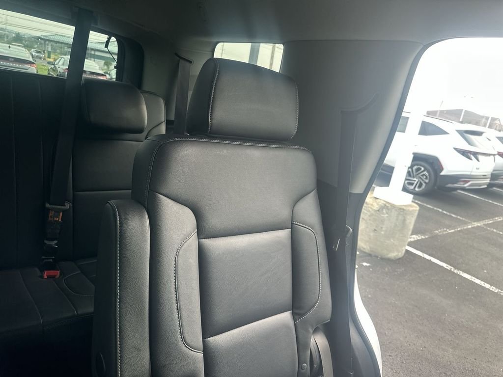 Used 2019 White Chevrolet LT image 14