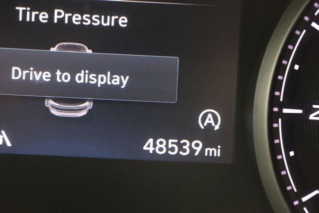 Used 2023 Gray Hyundai SEL image 13