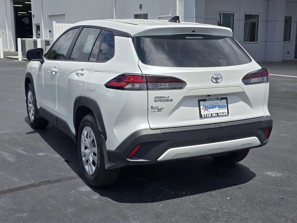 Used 2026 Off-white Toyota L image 5