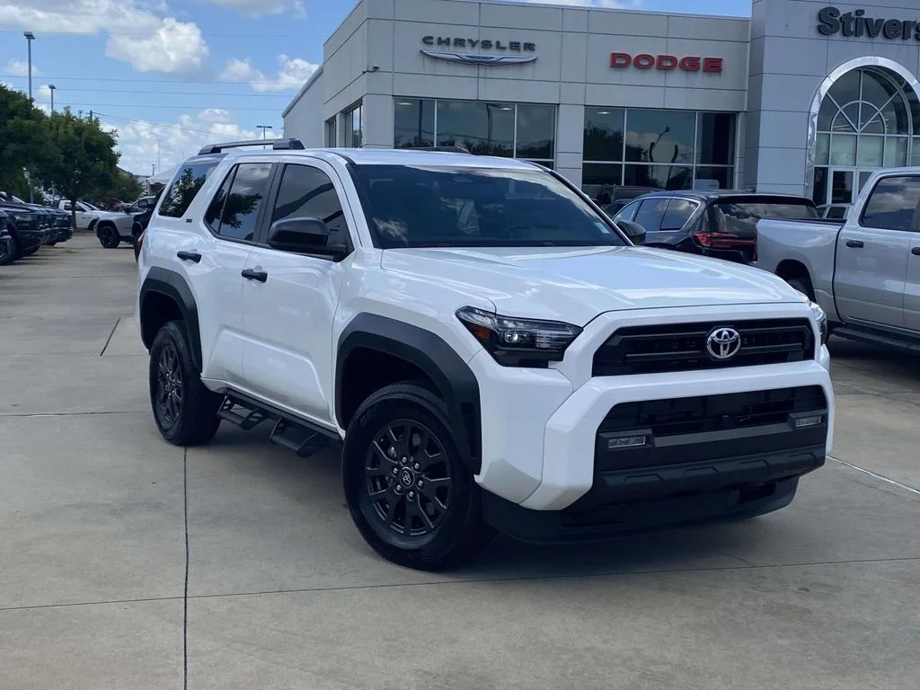 Used 2025 White Toyota SR5 image 35